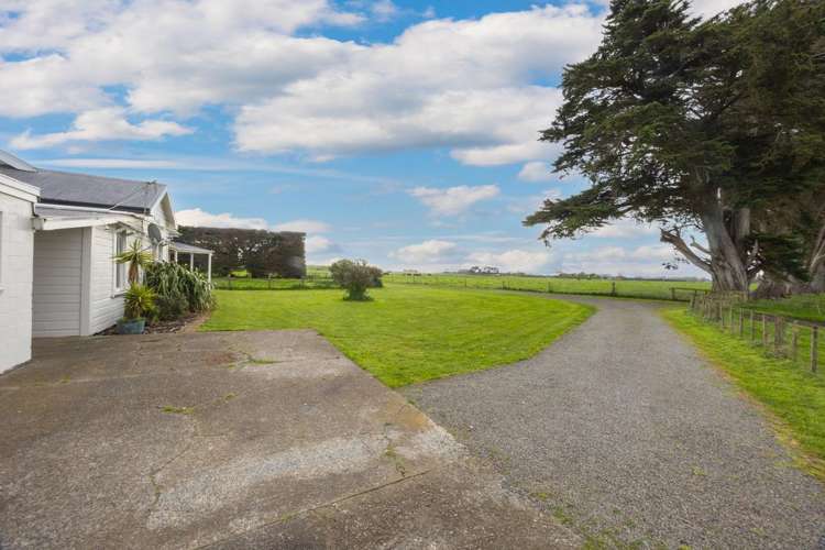 335 Couper Road Glen Oroua_16