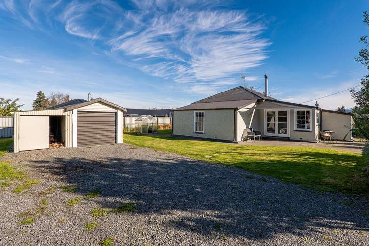 27 Station Road Coalgate_15