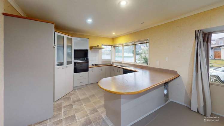 123 Pacific Drive Fitzherbert_2