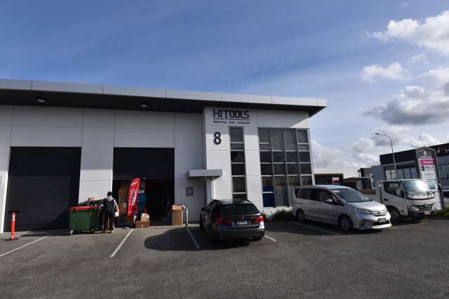 8/6 Workspace Drive Hobsonville_1