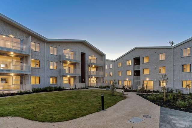 5/1 Karoro Court Hobsonville