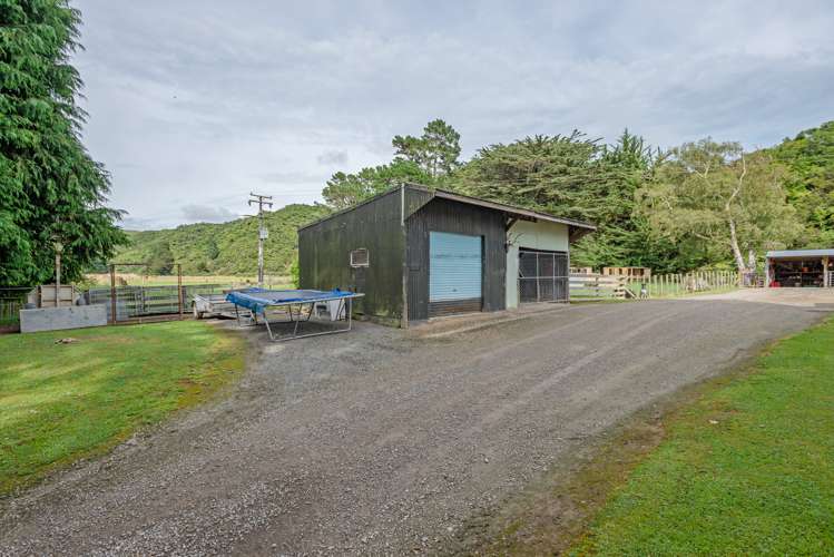 1068 Hinemoa Valley Road Pahiatua_17