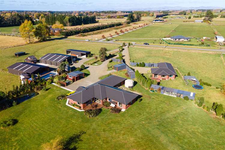 42 Mountvista Road Fernside_1