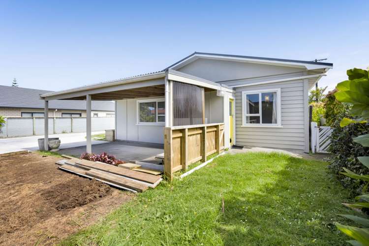 23 Layard Street Opunake_27