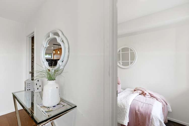 2/19 Trias Road Totara Vale_16