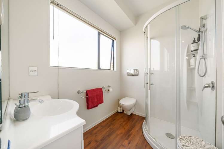 5 Ormrod Grove Riverstone Terraces_15