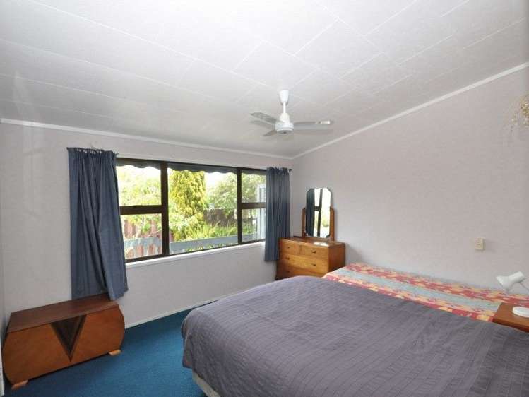 4 Given Grove Pauanui_9