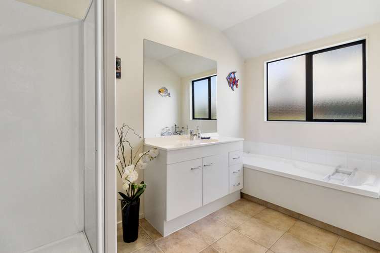 30 Highland Road Mount Albert_17