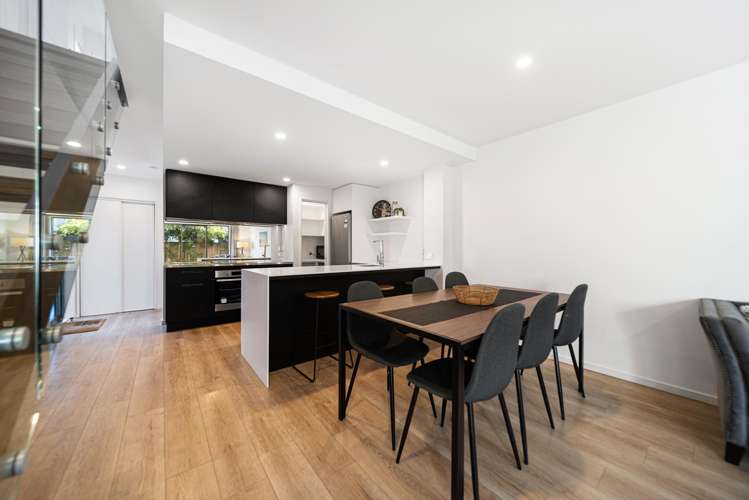 2/441 Madras Street_3