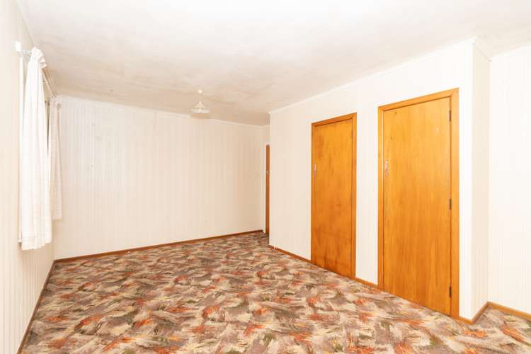 22 Coleridge Drive Enderley_16