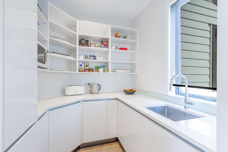 78 Riverhead Point Drive Riverhead_9