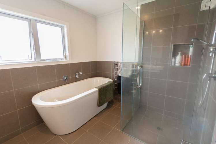21 Kelly Road 11373_9