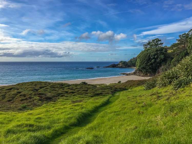 137 Sandhills Road Great Barrier Island_36