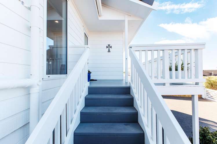 66 Fishermans Drive Coastlands_25