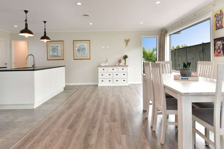 16 Wisteria Lane Silverdale_2