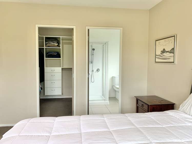 8 Latham Stubbs Crescent Waipawa_14