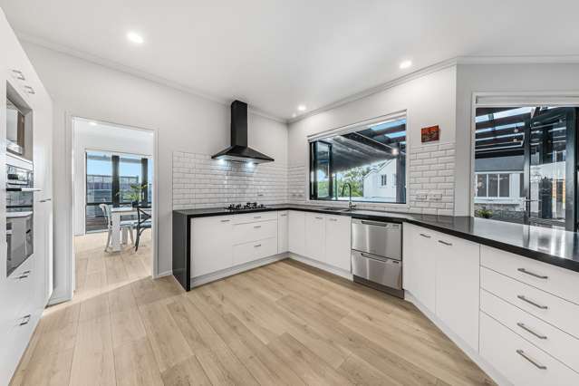 44 Pitoitoi Avenue Greenhithe_4
