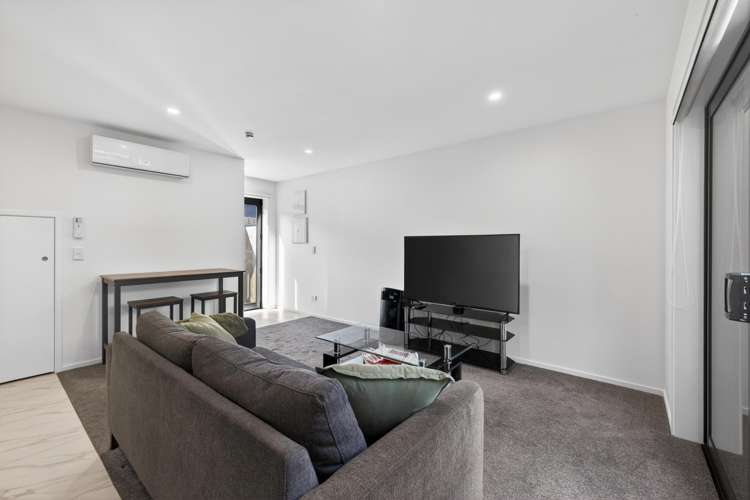 12/9 Southwark Street_5