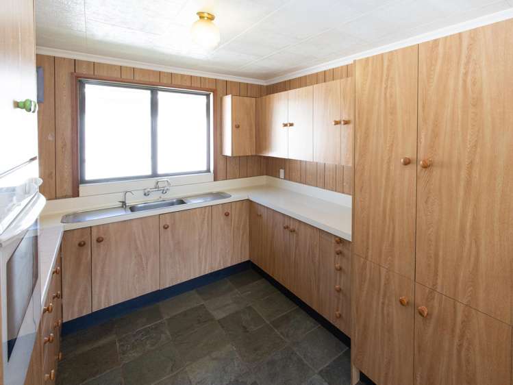 12 King Street Tuatapere_11