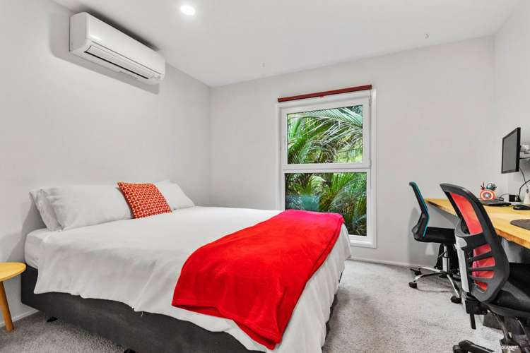 187 Laingholm Drive Laingholm_10