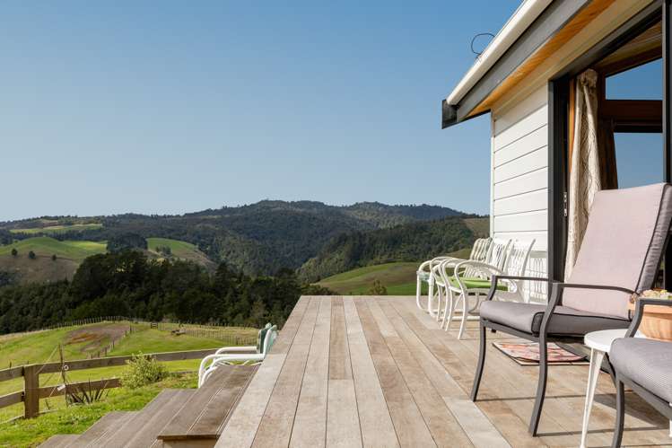 100 Kaitemako Road South Ohauiti_12