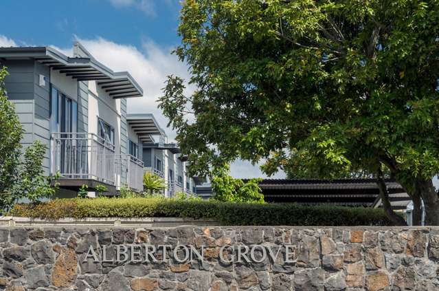 10/8 Soljak Place Mount Albert_1