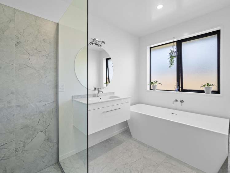 9 Vercoe Street Elgin_9