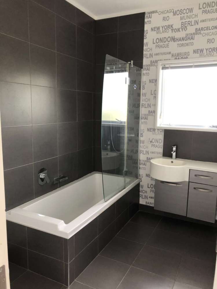 14 Tiri View Place Waiake_8