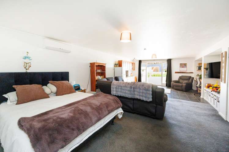 359 Newbury Line Newbury_34