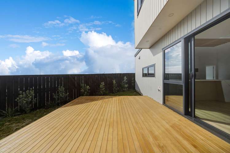 5a Weir Lane Oteha_18