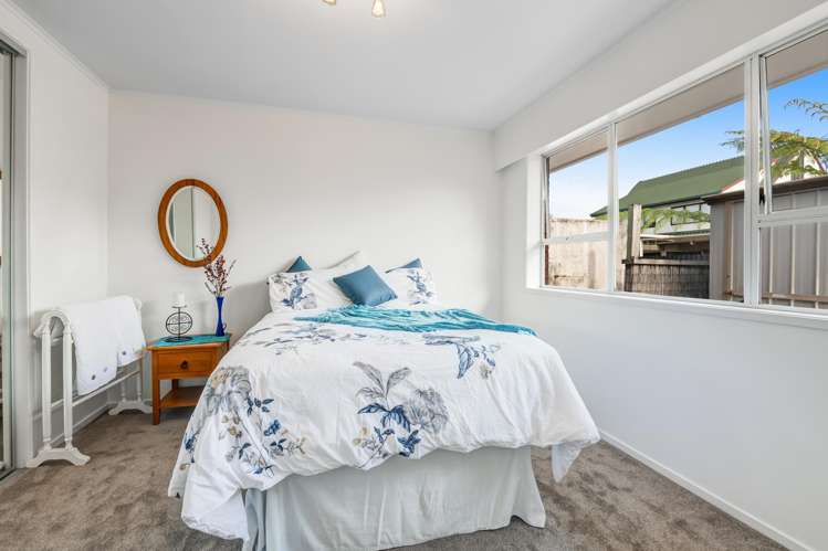 2/9 Motuora Road Manly_6