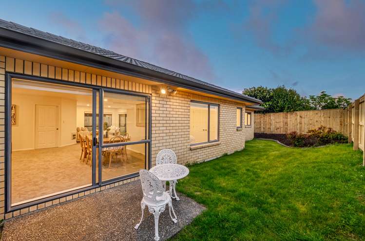 8 Ballybay Road East Tamaki_24