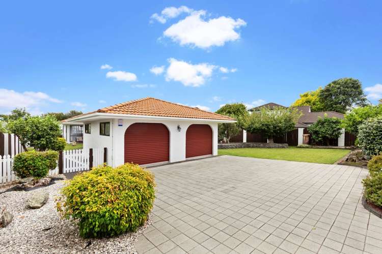 74 Saint Annes Crescent Wattle Downs_18