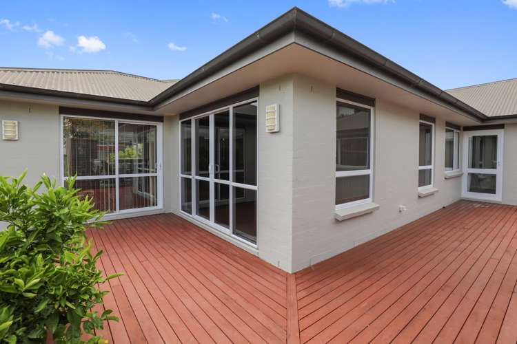 12 Devoy Drive Owhata_16