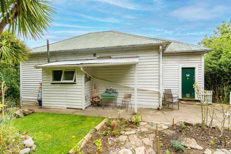 22 Grey Street North East Valley_24