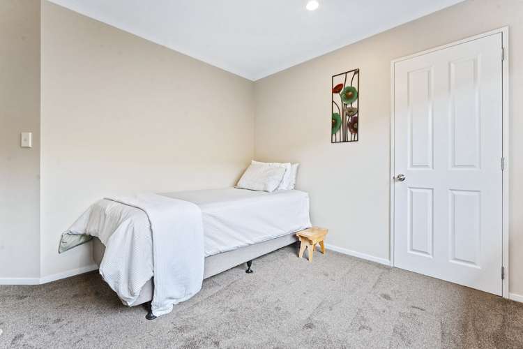 4 Greenway Rise Gulf Harbour_11