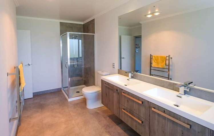 18 Wisteria Lane Silverdale_14