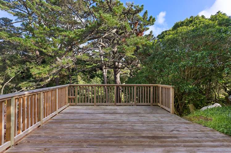 6 Cyril Way Paparangi_16