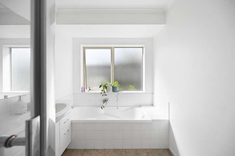 31 Thomas Road Huntington_14