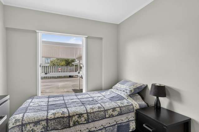 7/11 Alcock Street Mount Wellington_1