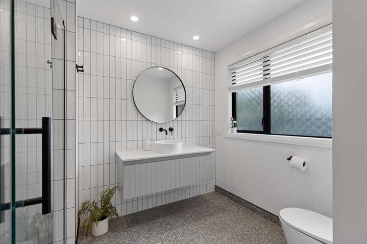 43 Coutts Way Fitzherbert_25