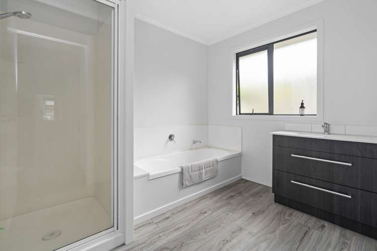 5 Bronte Place Leamington_12