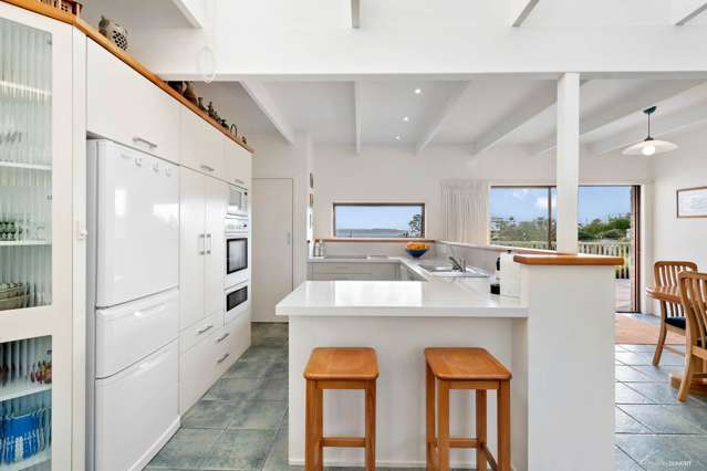 986 Whangaparaoa Road Manly_4