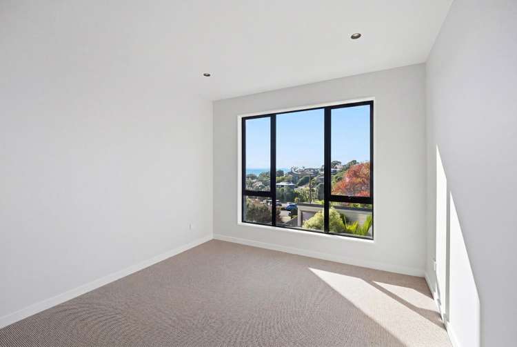 2/8 Park Rise Campbells Bay_16