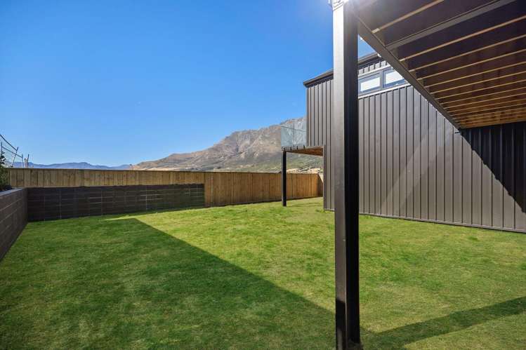8 Runholder Rise, Hanley's Farm Jacks Point_31