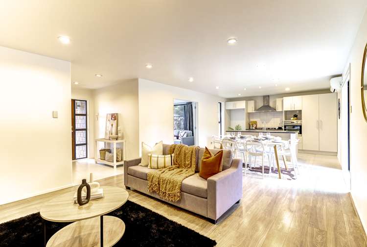 82 Barrington Drive Huntington_3