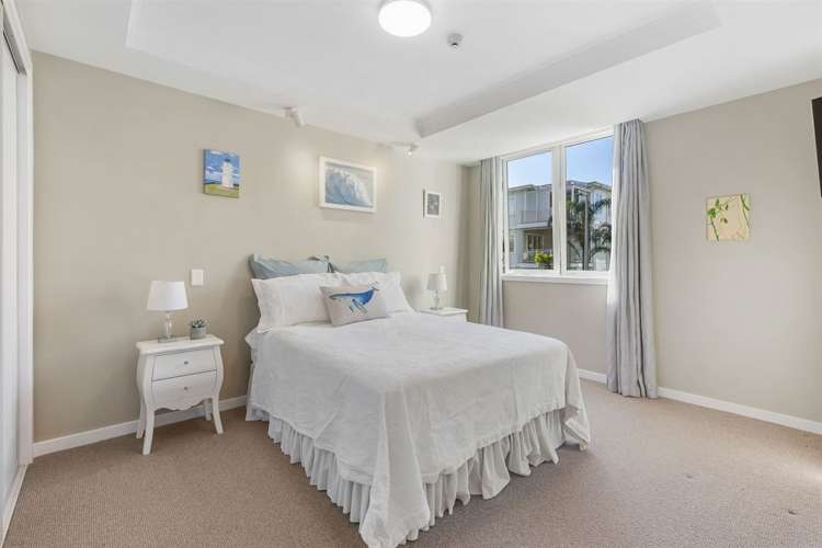 75 Panorama Heights Orewa_10