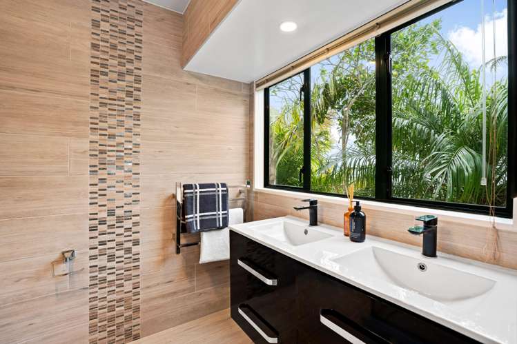 50a Aldersgate Road Hillsborough_18