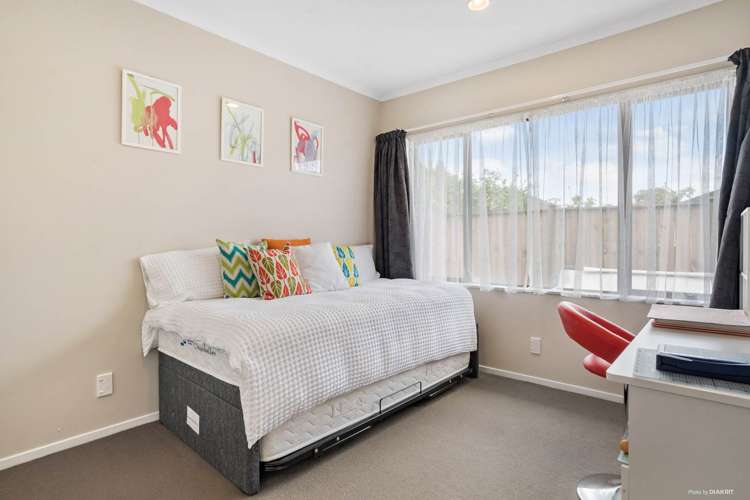 27 Stranraer Crescent Wattle Downs_20