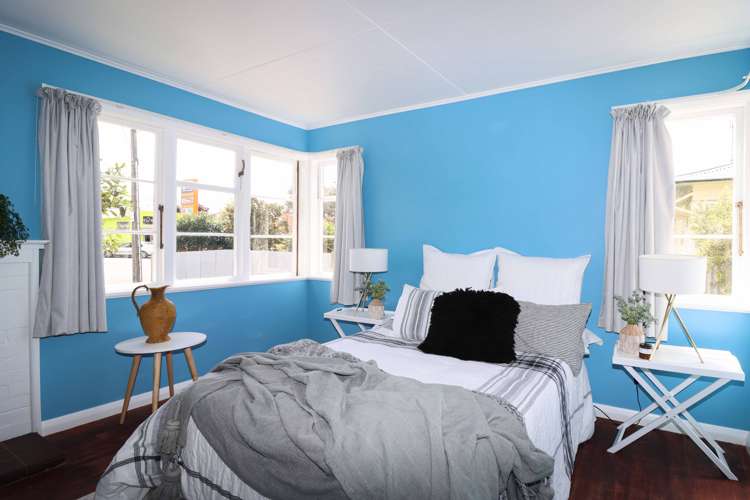 257 High Street South Carterton_9